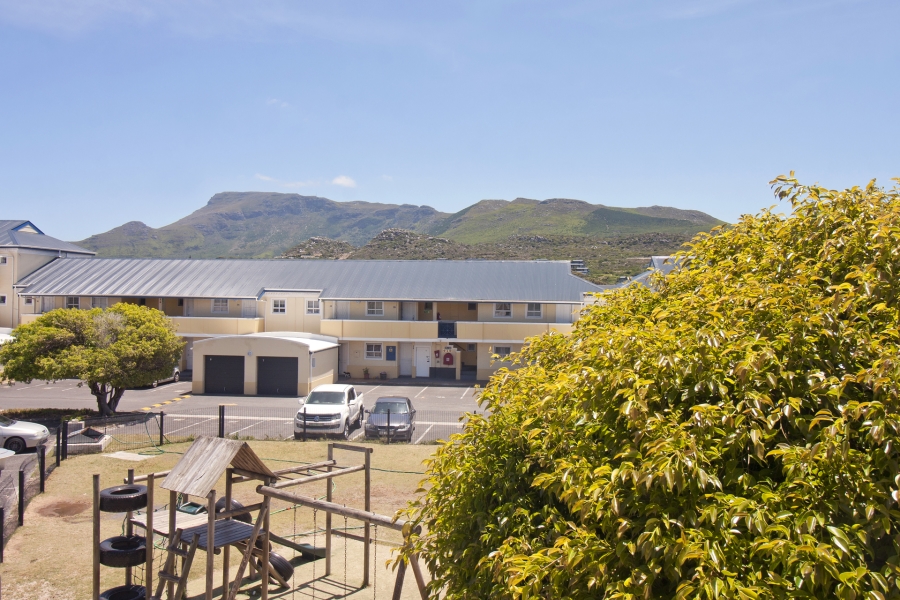 2 Bedroom Property for Sale in Sunnydale Western Cape